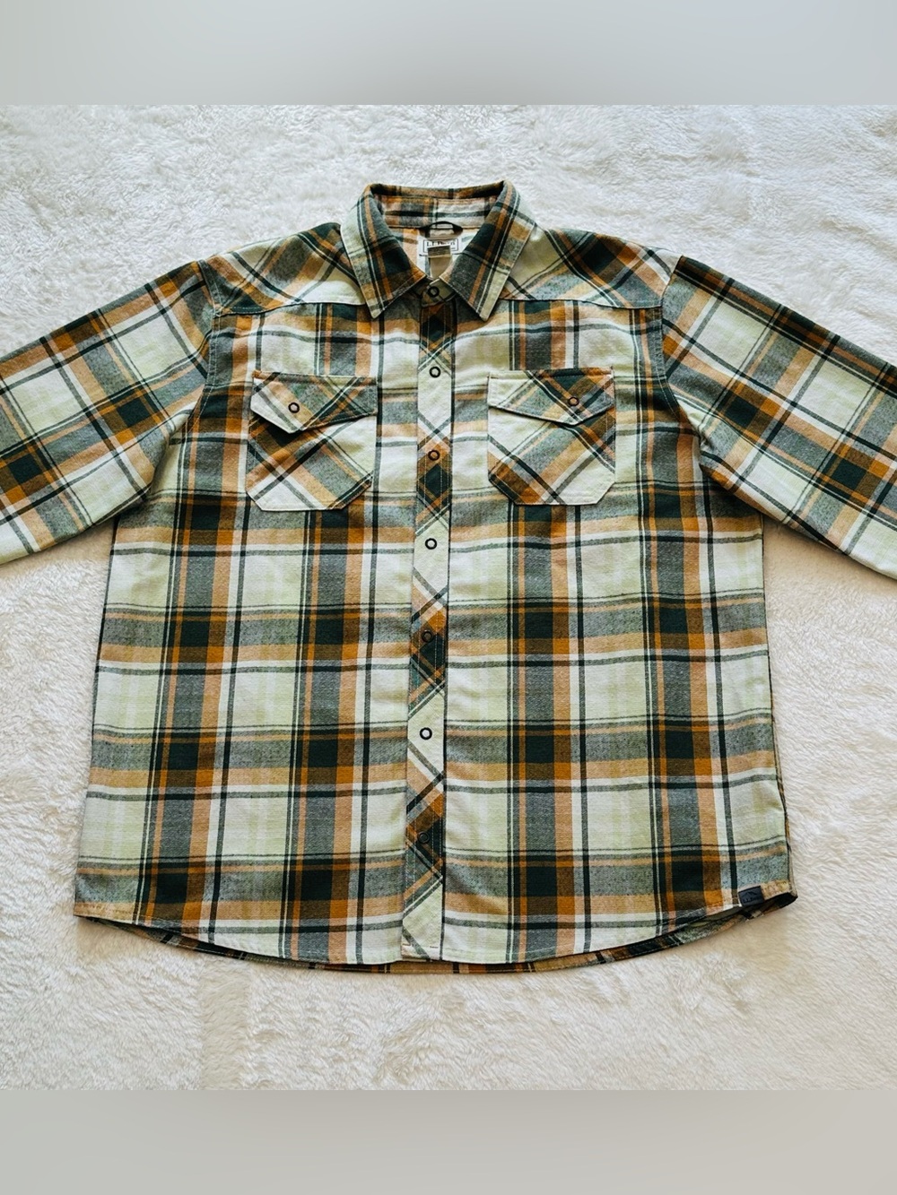 LL Bean Katahdin Performance Flannel Shirt Mens L Large Reg Tan Plaid Snap Wool
